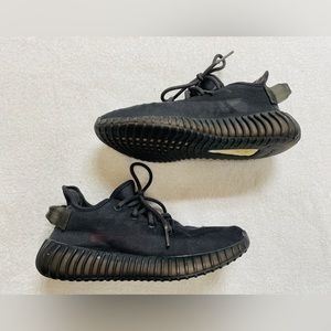 Yeezy Mono Cinder